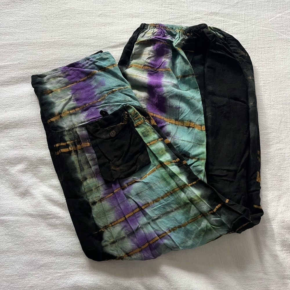 Earthbound Trading Co tie-dye pants